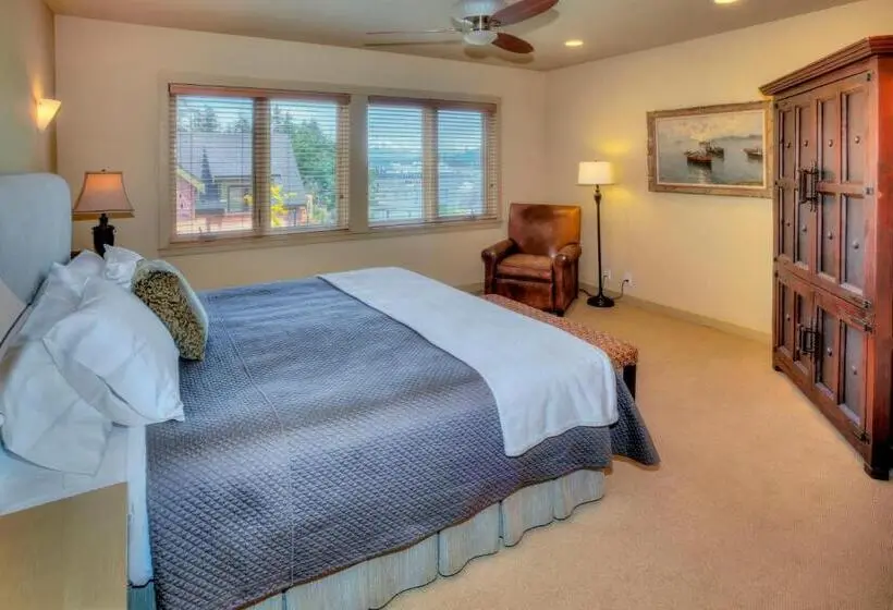ドゥプレックスルーム, The Eagle Harbor Inn