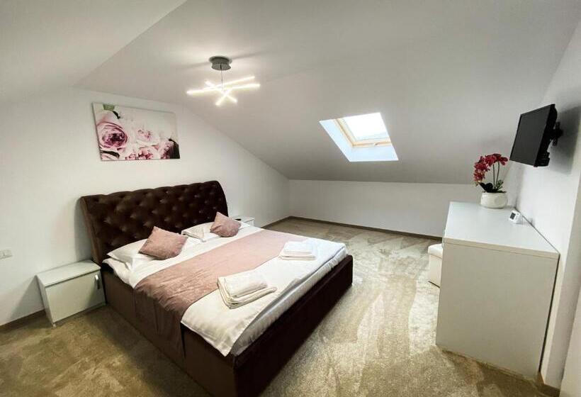 آپارتمان 1 خوابه با چشمانداز, Casa Ina