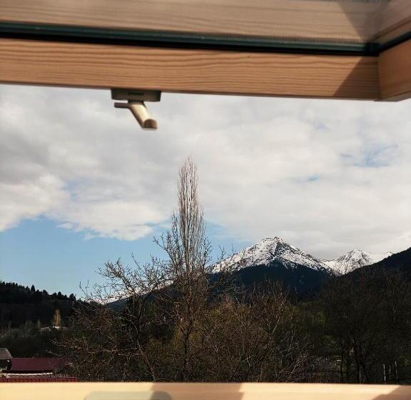 آپارتمان 1 خوابه با چشمانداز, Casa Ina