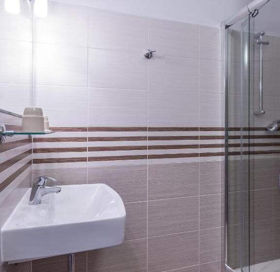 غرفة قياسية ثلاثية, Ea Horský Hotel Hájenka