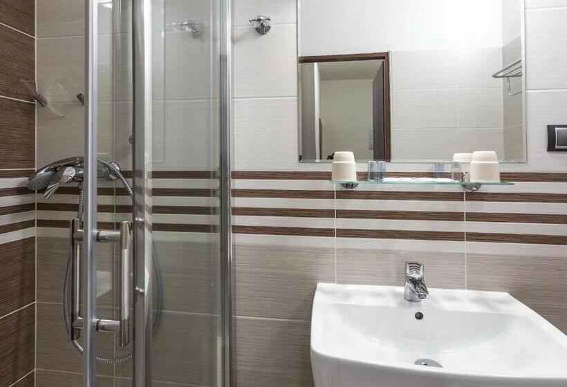 غرفة قياسية ثلاثية, Ea Horský Hotel Hájenka