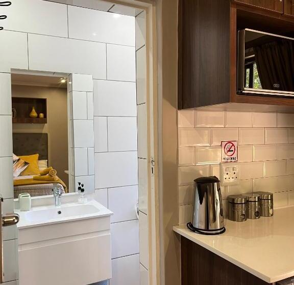 غرفة إقتصادية, Panorama Self Catering