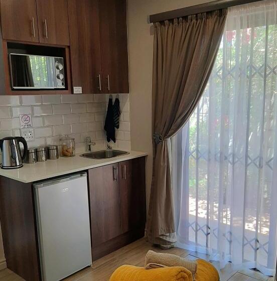 غرفة إقتصادية, Panorama Self Catering