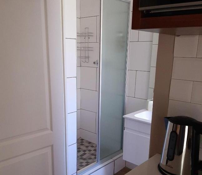 غرفة إقتصادية, Panorama Self Catering