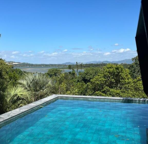 샬레, Pousada Paraíso Do Luz