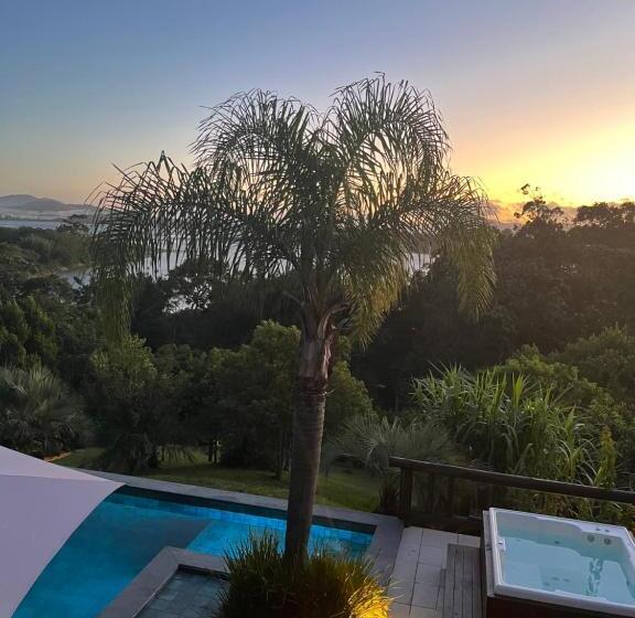 샬레, Pousada Paraíso Do Luz