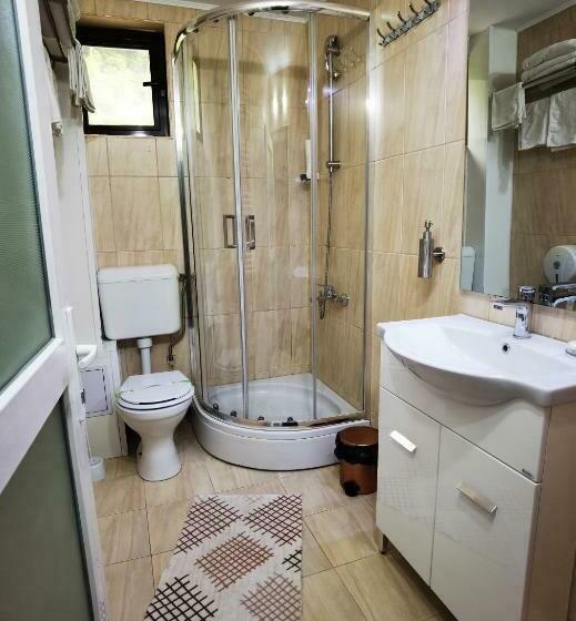 Люкс с Видом, Piscul Negru Hotel   Transfagarasan