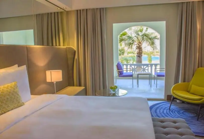 Superior-huone Allasnäkymä, Radisson Blu Resort, Al Khobar Half Moon Bay