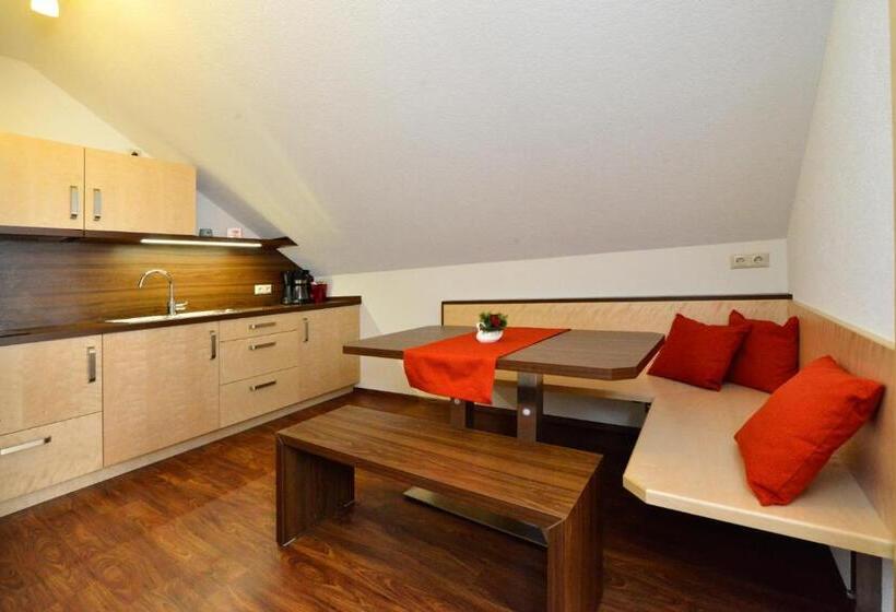 דירה בת חדר שינה 1 עם מרפסת, Gasthof Wunder