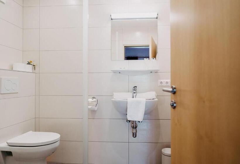 דירה בת חדר שינה 1 עם מרפסת, Gasthof Wunder