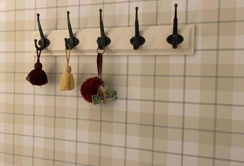 غرفة قياسية رباعية, Bjälbo Gästhus B&b