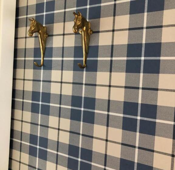 غرفة عائلية مطلّة علي الحديقة, Bjälbo Gästhus B&b