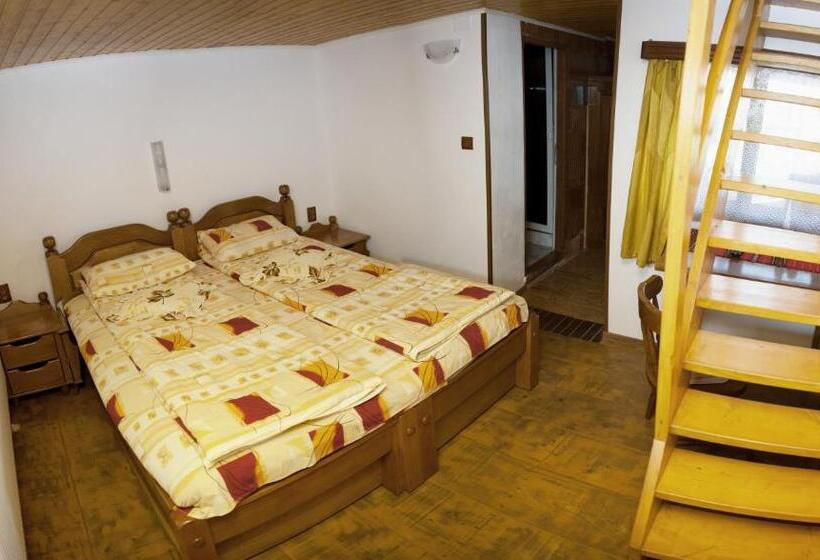 Четырехместный Номер Стандарт, Agro Pensiunea Plaiul Castanilor