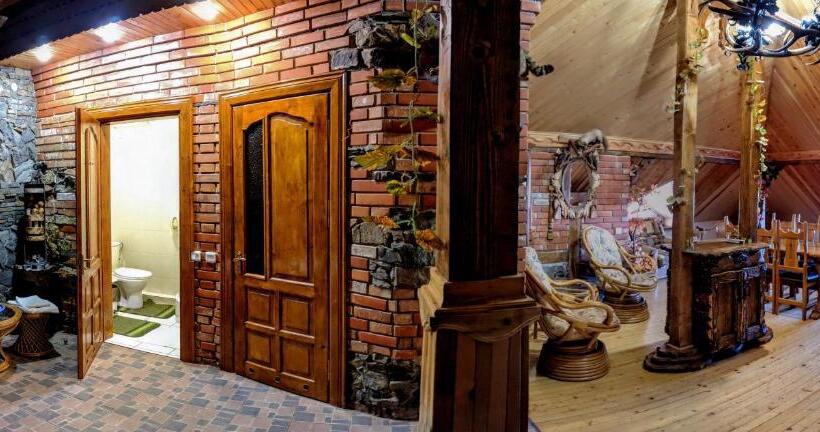 수피리어 룸, Complex Knyaz Oleg