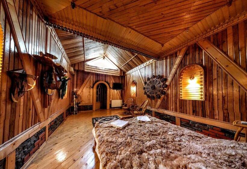 수피리어 룸, Complex Knyaz Oleg