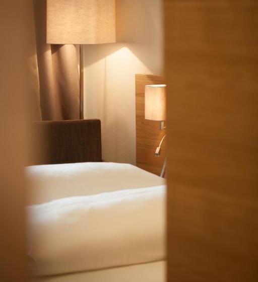 جناح عائلي, Gasthof Beim Böckhiasl