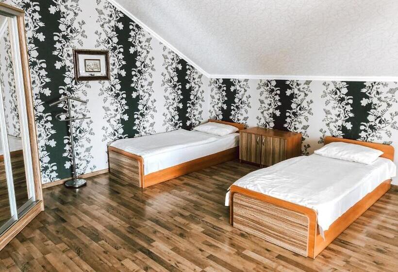 ファミリージュニアスイート, Koral