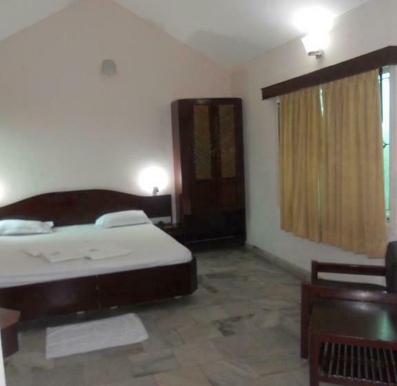 Номер Deluxe, Sadhabishegam