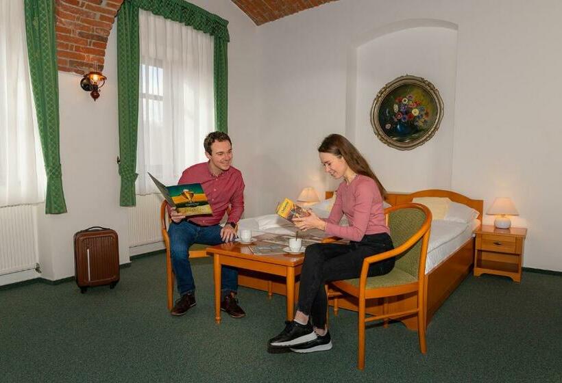 Номер Стандарт, U Sládka