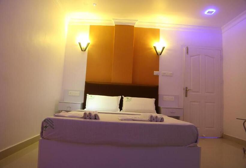 スタンダードルーム, Hydel Palace Athirappilly By Bestinn Leisure