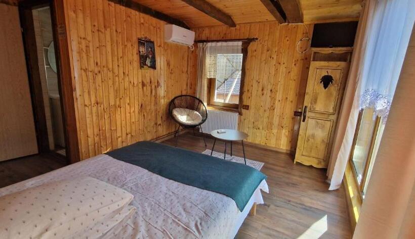 Номер Стандарт, Casa Bunicii