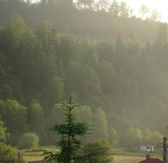 منزل غرفة نوم واحدة, Cazare Colibita Casa Lipan