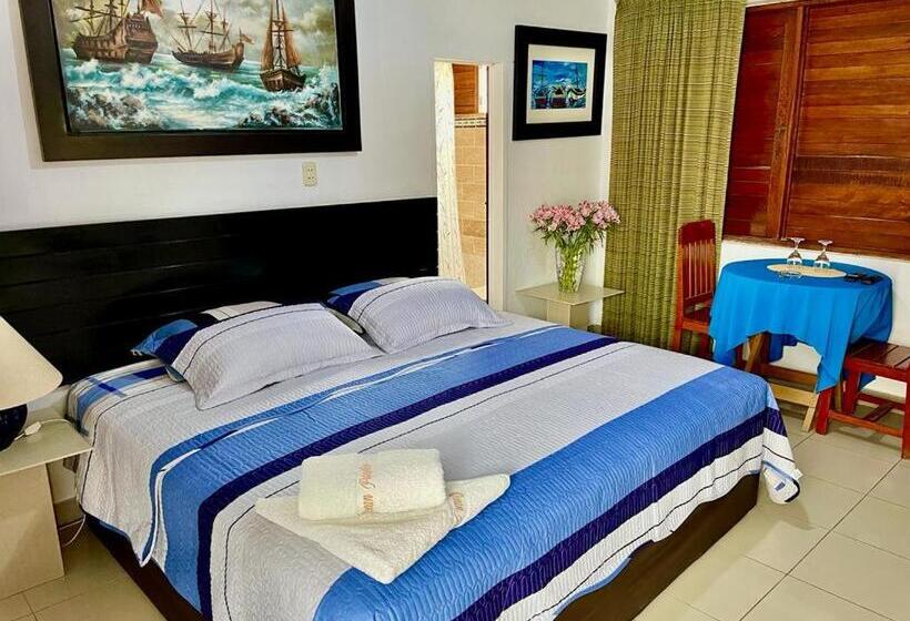 سوییت جونیور, Hostal Ocean Pacifico