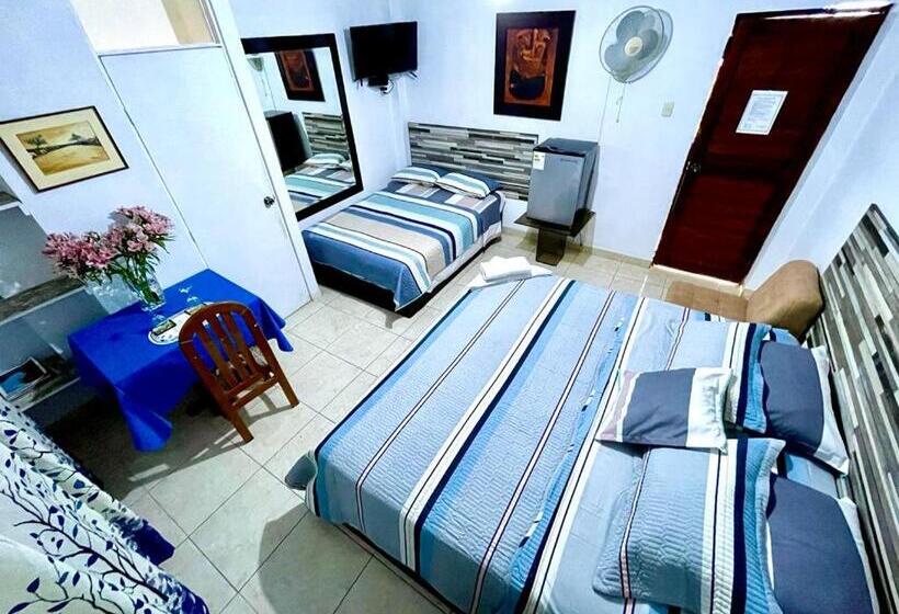 سوییت خانوادگی, Hostal Ocean Pacifico