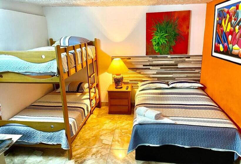 Семейный Номер, Hostal Ocean Pacifico