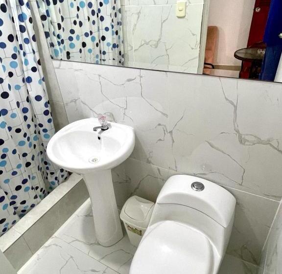 سوییت جونیور, Hostal Ocean Pacifico