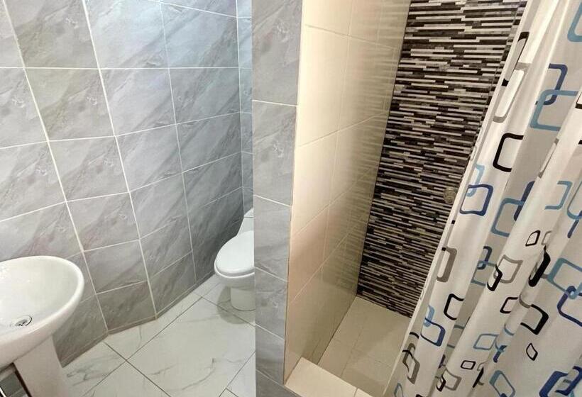 اتاق خانوادگی, Hostal Ocean Pacifico