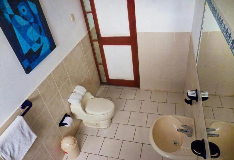 اتاق خانوادگی, Hostal Ocean Pacifico