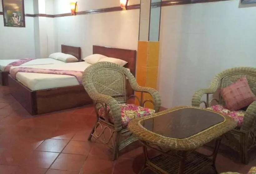 ファミリールーム, Javier Guesthouse