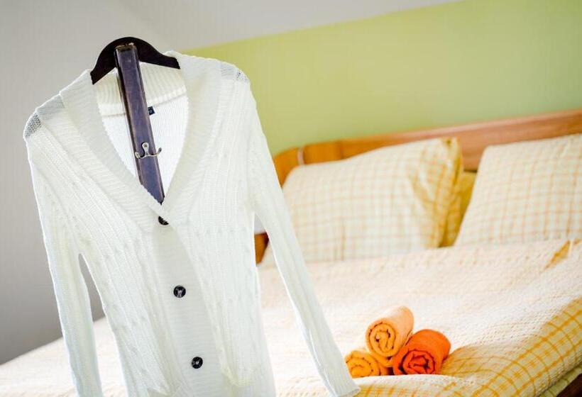 スタンダードトリプルルーム, Penzion U Lípy