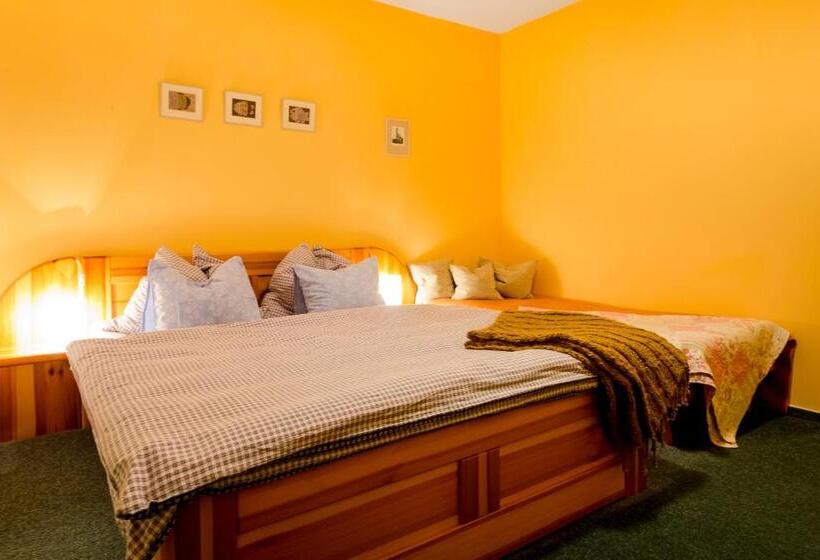 スタンダードトリプルルーム, Penzion U Lípy