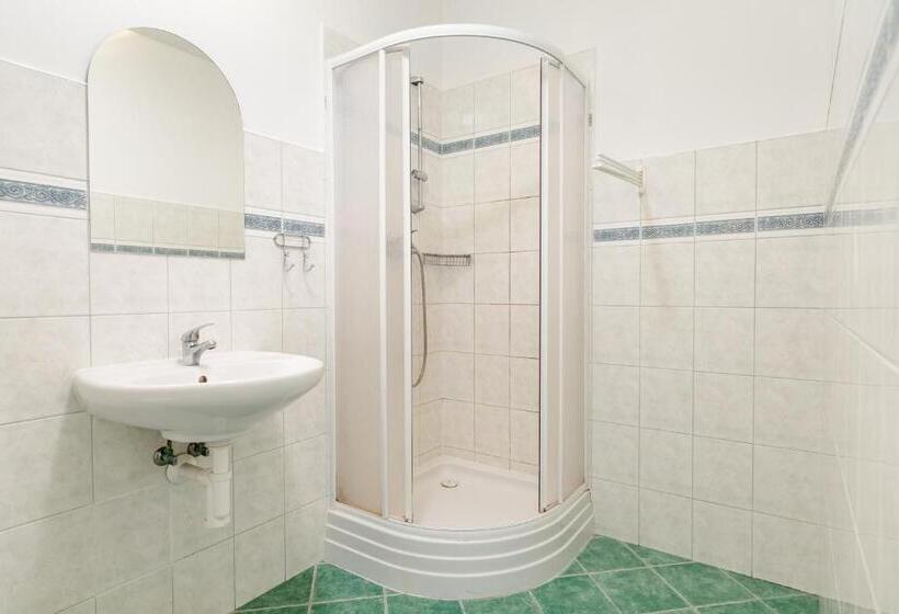 スタンダード4人部屋, Penzion U Lípy