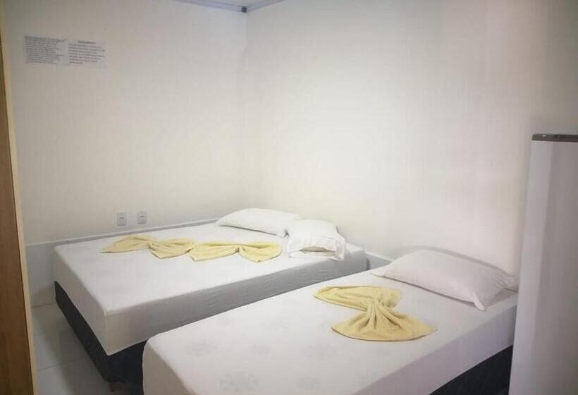 Трехместный Номер Стандарт Вид на Бассейн, Pousada Aquarius