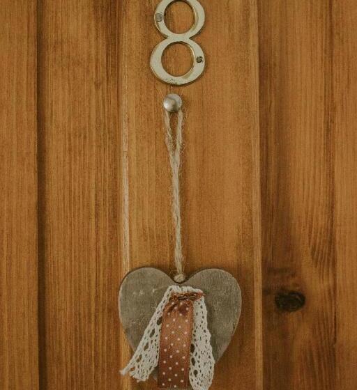 标准间, Pension Tofalvi