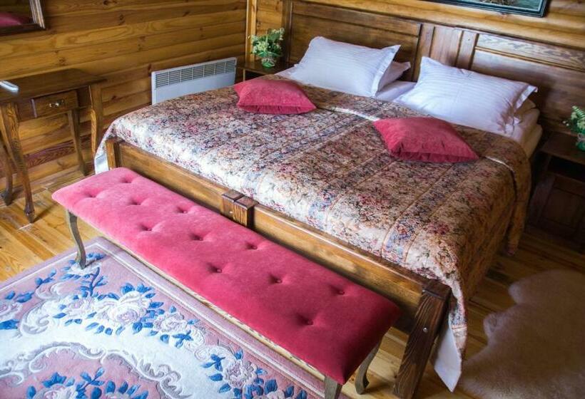 خانه 2 خوابه, Chudodiyevo Park