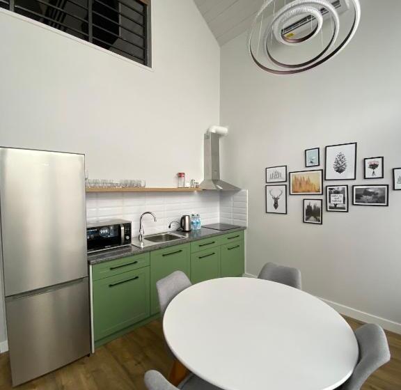 کلبه ییلاقی, Chudodiyevo Park