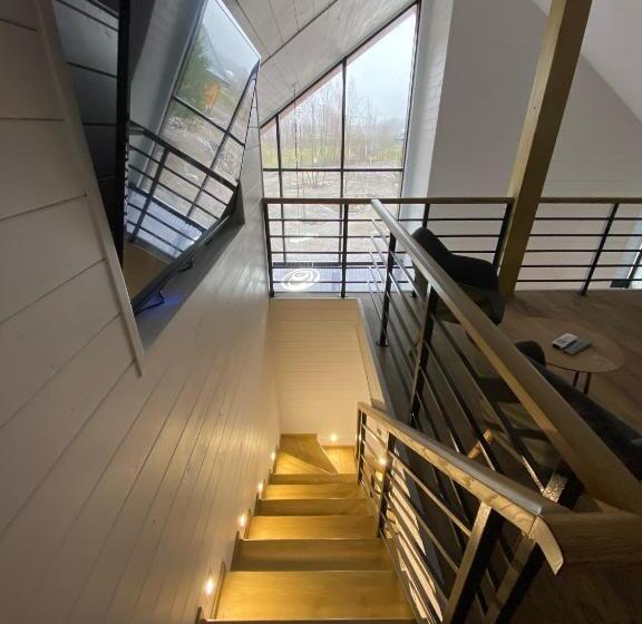 کلبه ییلاقی, Chudodiyevo Park