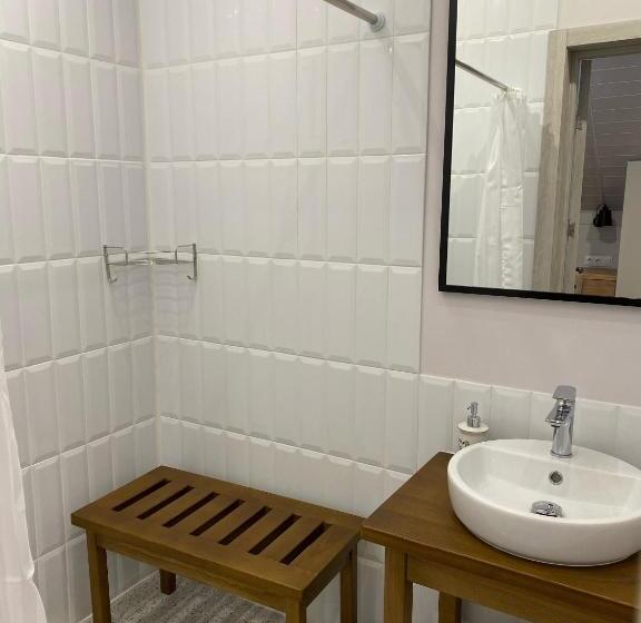 کلبه ییلاقی, Chudodiyevo Park