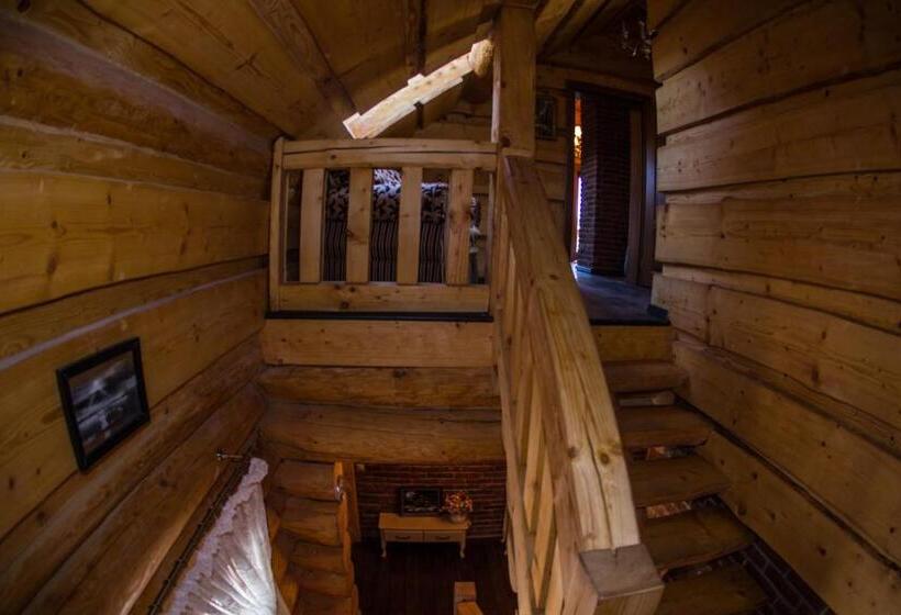 خانه 3 خوابه, Chudodiyevo Park