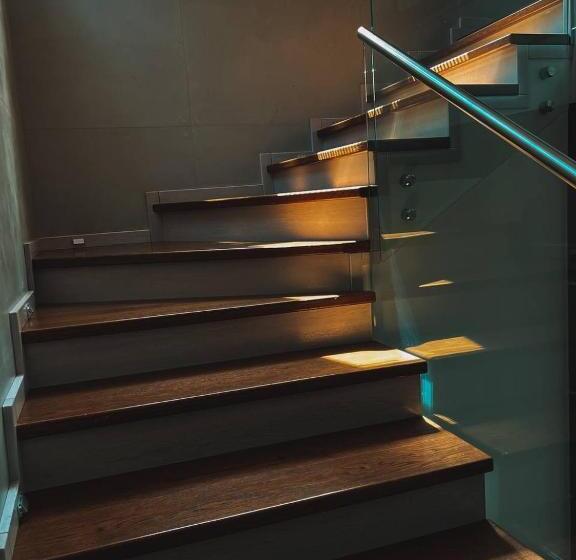 ویلای یک اتاق خوابه با استخر شنا, Chudodiyevo Park