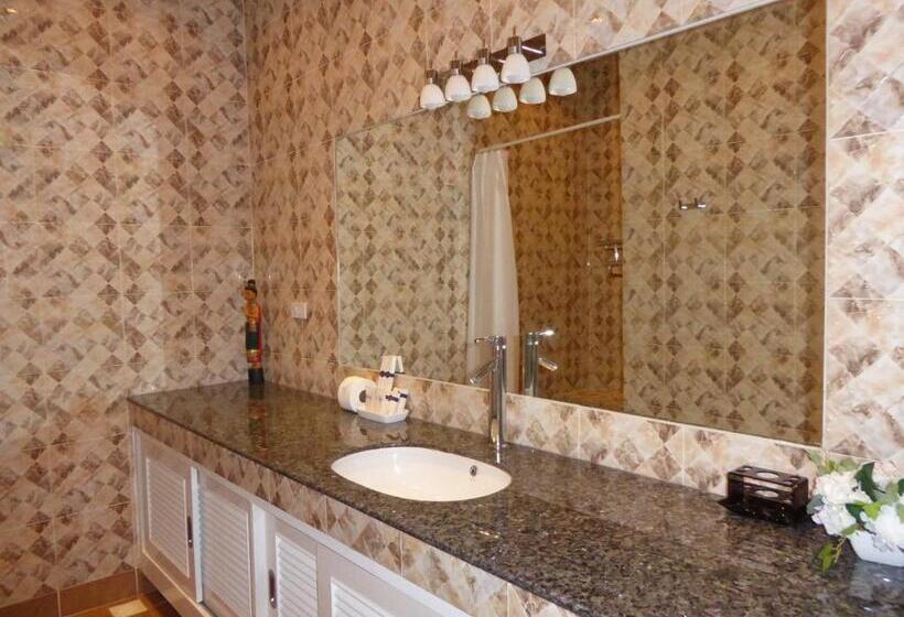 וילה עם 4 חדרי שינה, Vip Chain Resort Pool Villa