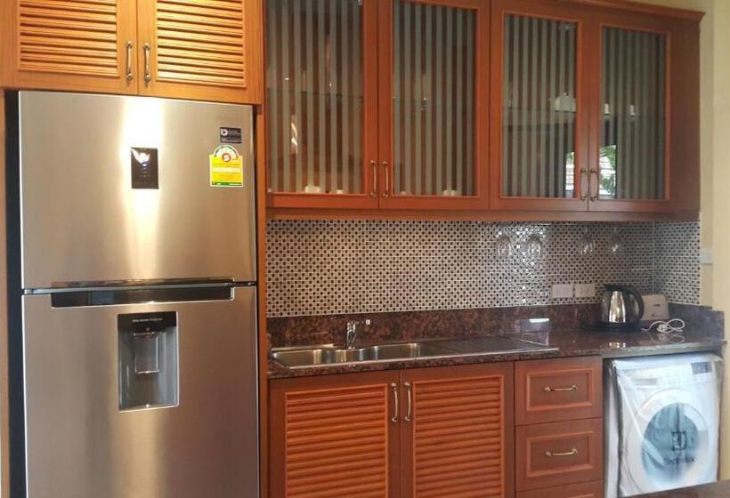 וילה עם 4 חדרי שינה, Vip Chain Resort Pool Villa