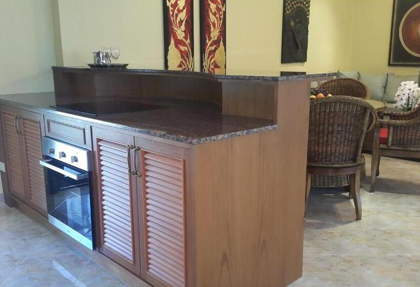 וילה עם 4 חדרי שינה, Vip Chain Resort Pool Villa