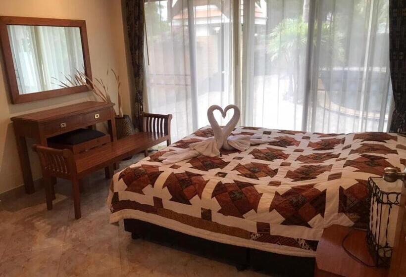 וילה עם 4 חדרי שינה, Vip Chain Resort Pool Villa