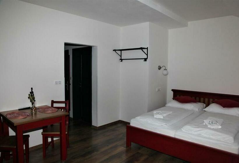 Студия Стандарт, Aparthotel Mádr