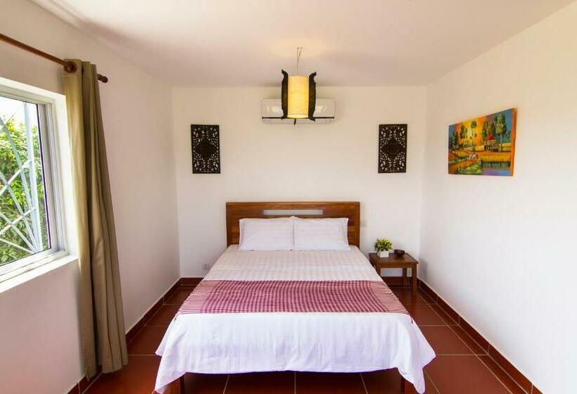 חדר סטנדרט נוף לגינה, Le Kroma Villa